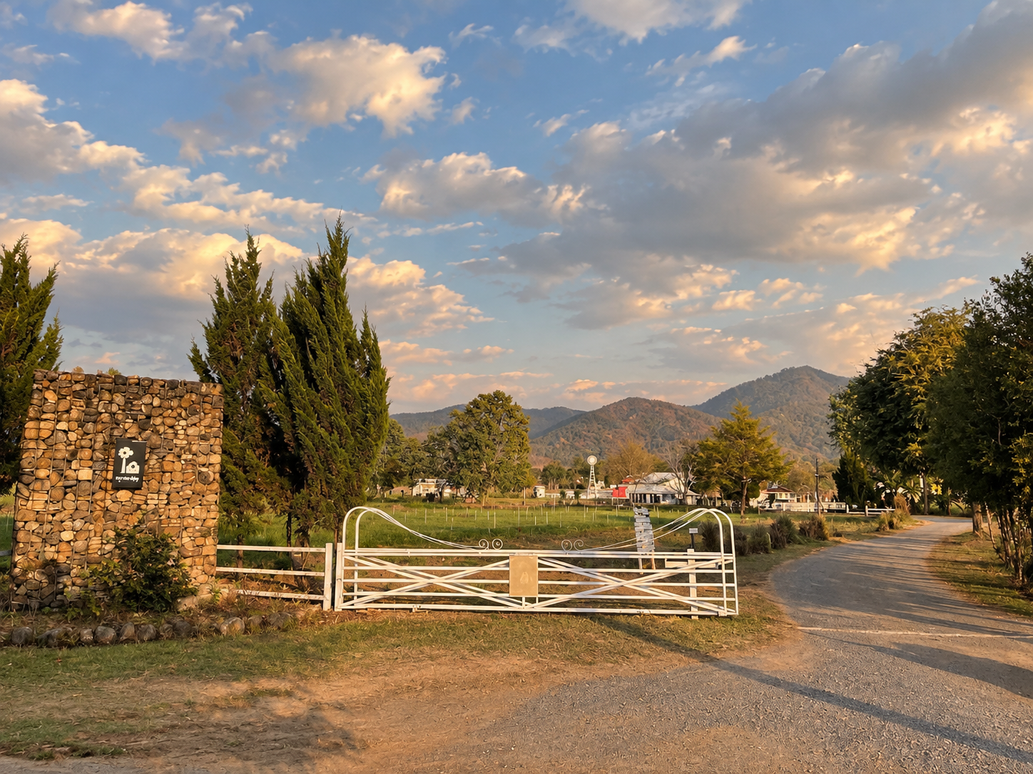 Romance Farm & Cafe at sunset